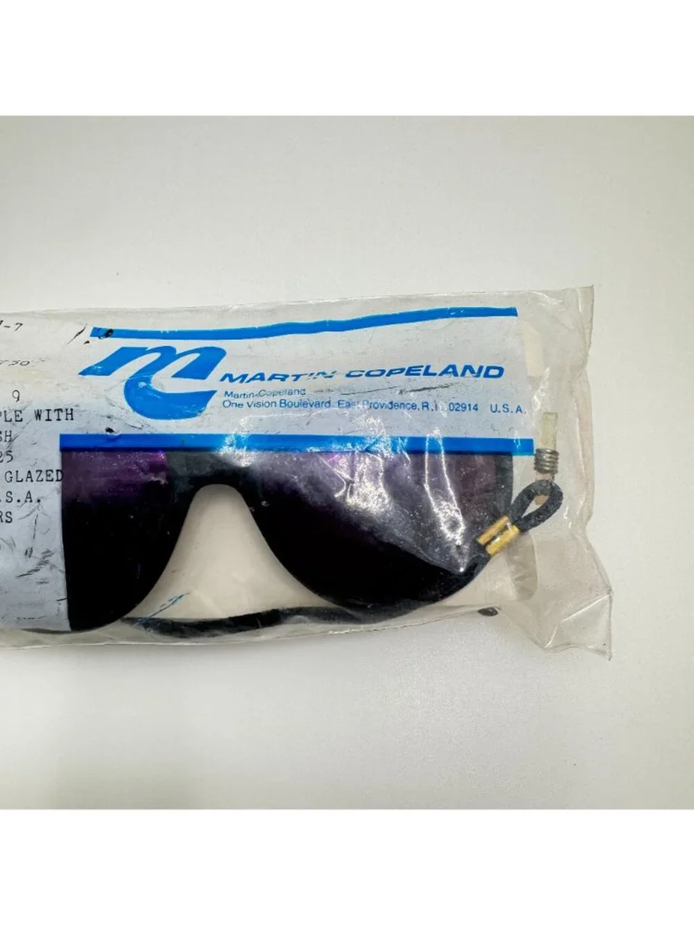 Martin-Copeland Sunglasses Lion In The Sun Style 750 Black Purple Color 25